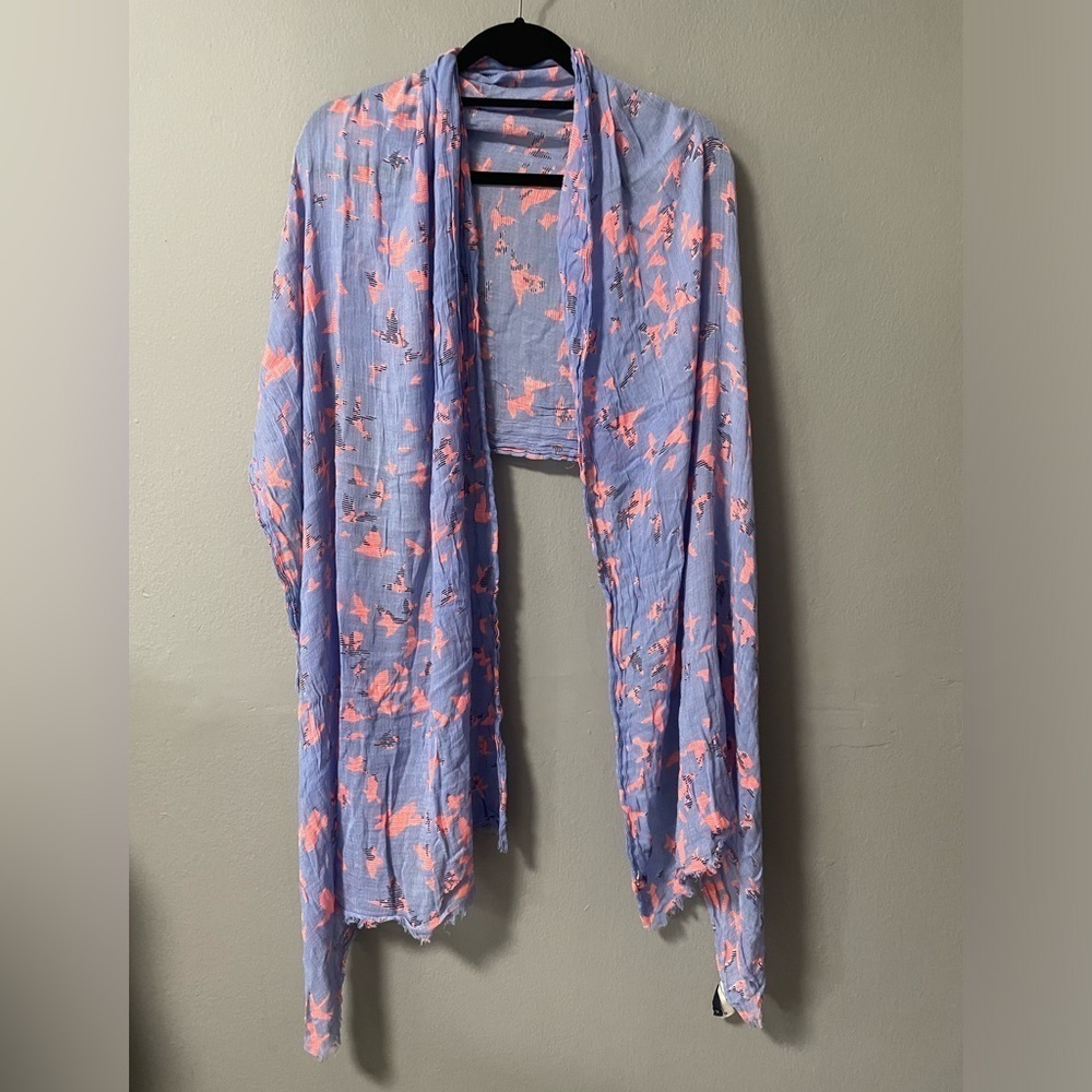 Gap pashmina in a blue and red novelty birds print.